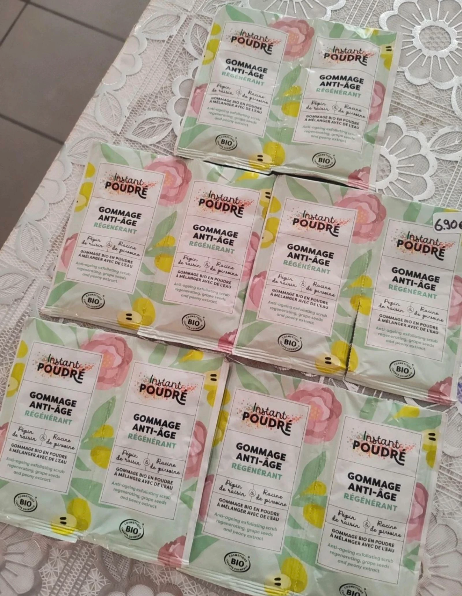 Lot 10 sachets gommage anti âge bio